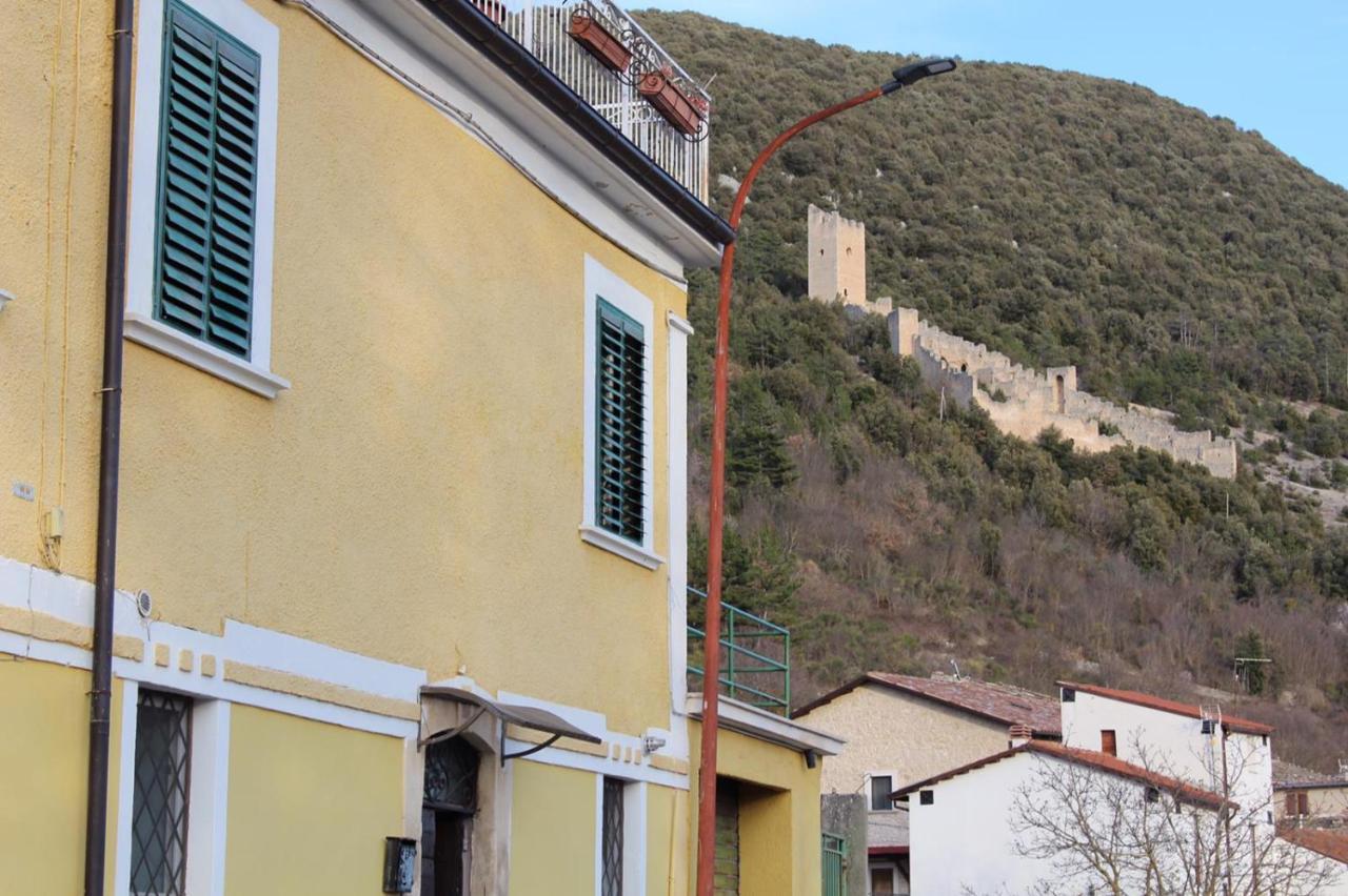 A Due Passi Dal Castello Βίλα San Pio delle Camere Εξωτερικό φωτογραφία
