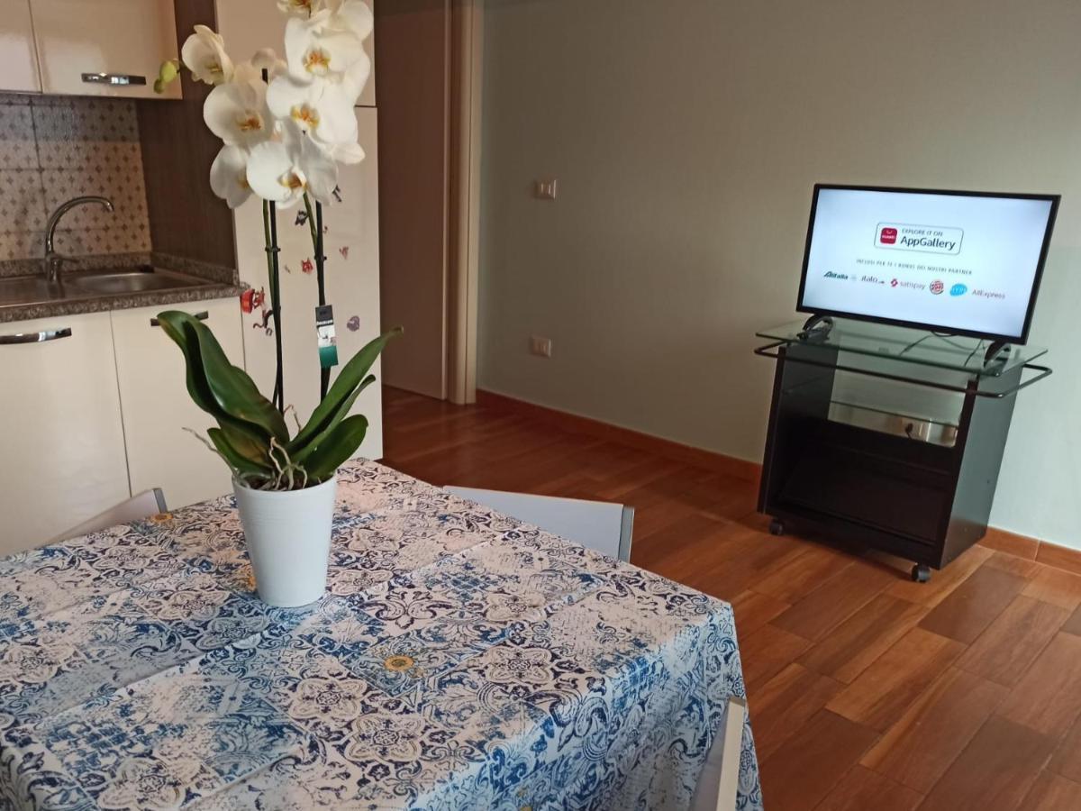 A Due Passi Dal Castello Βίλα San Pio delle Camere Εξωτερικό φωτογραφία